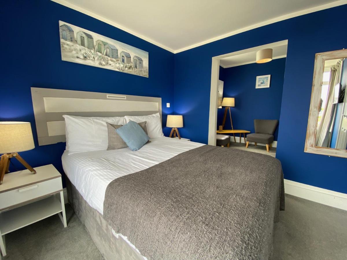 The Lyncroft Bed and Breakfast New Quay Exteriör bild