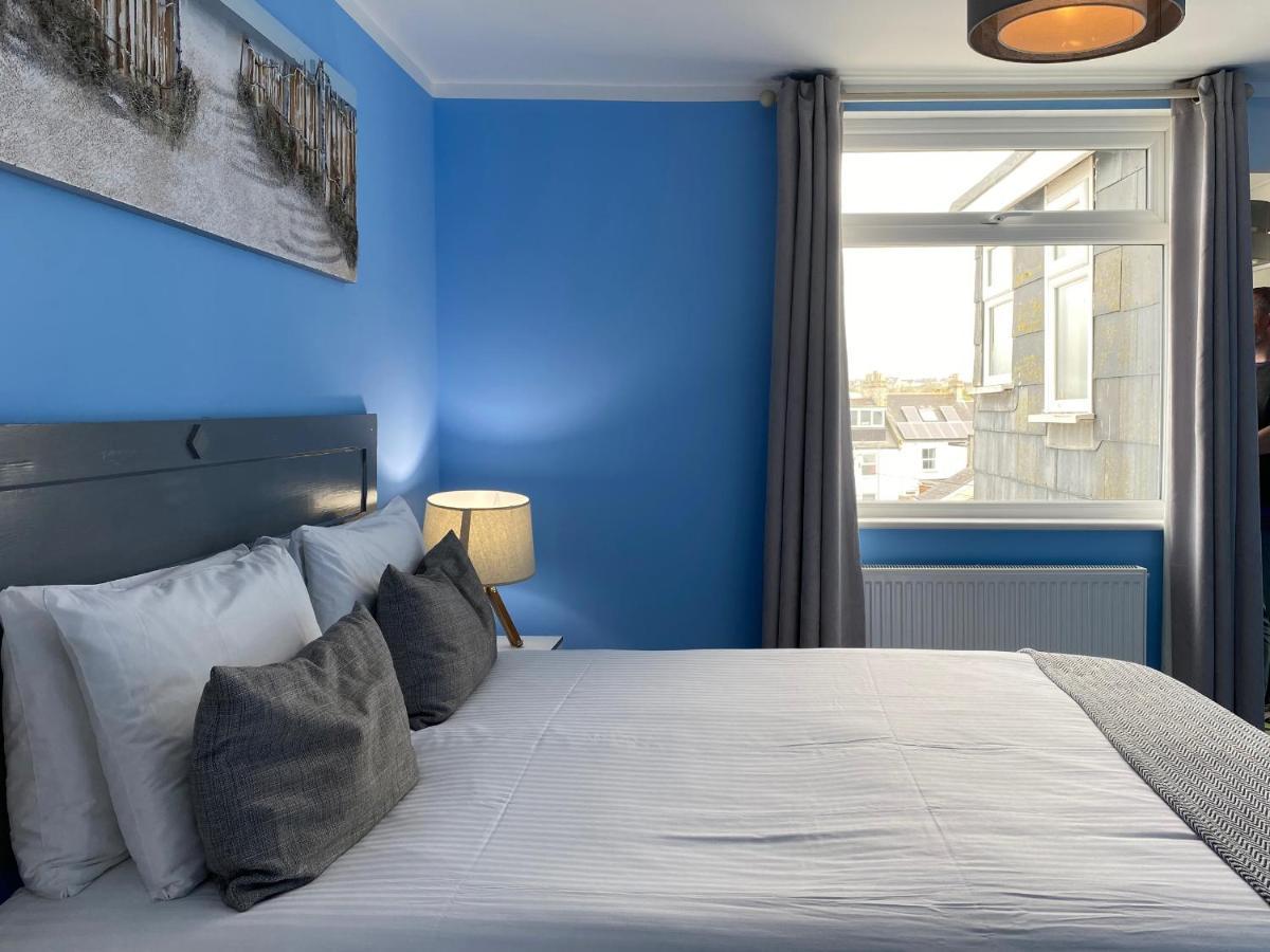 The Lyncroft Bed and Breakfast New Quay Exteriör bild