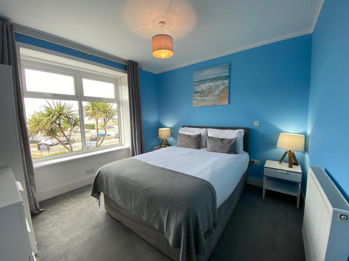 The Lyncroft Bed and Breakfast New Quay Exteriör bild