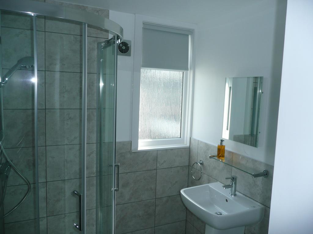 The Lyncroft Bed and Breakfast New Quay Exteriör bild