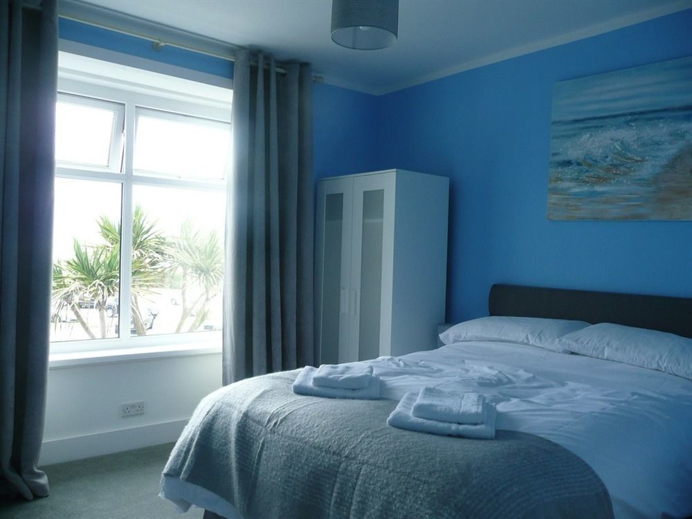 The Lyncroft Bed and Breakfast New Quay Exteriör bild